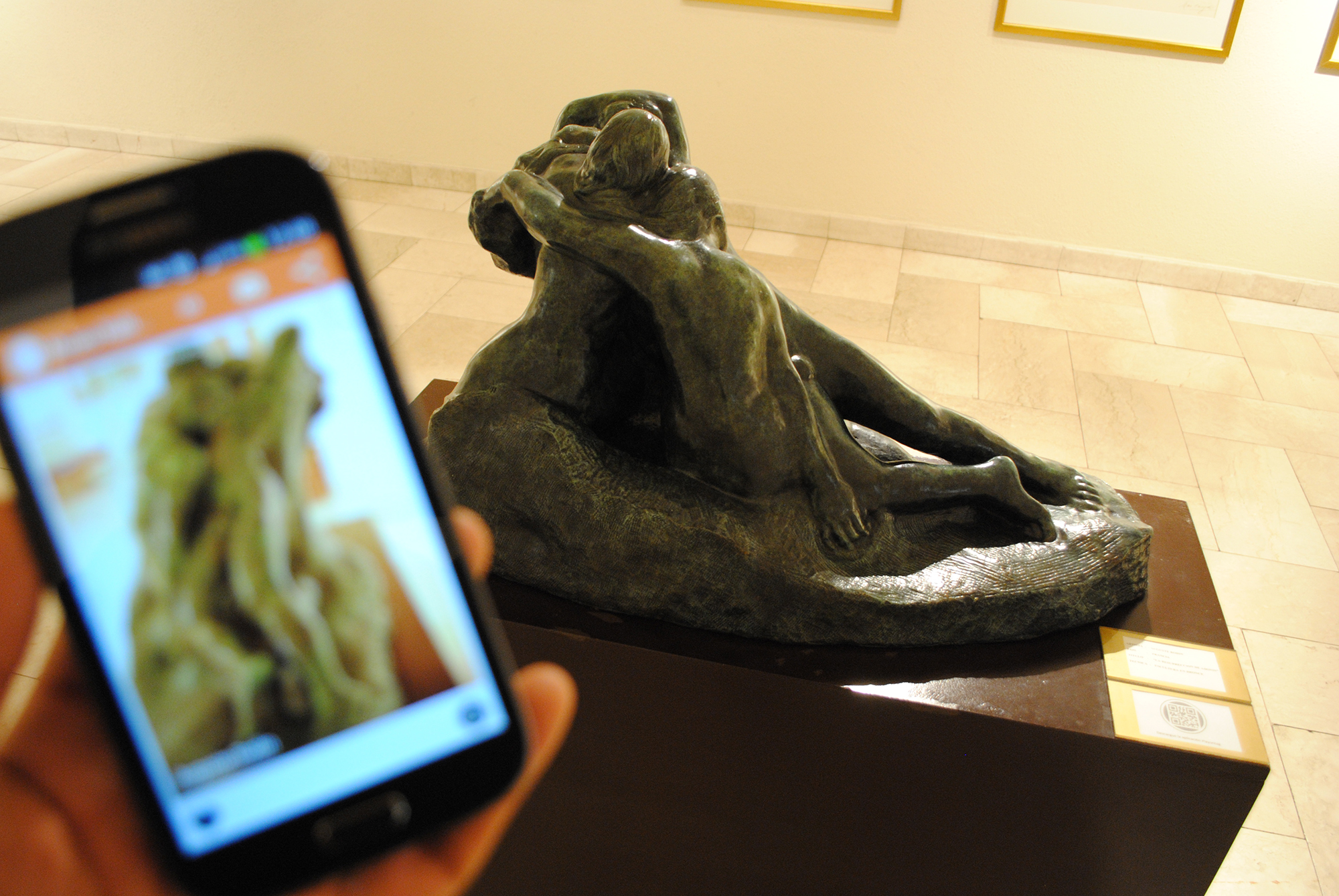 Implementation of new technologies in Ralli Museum Santiago