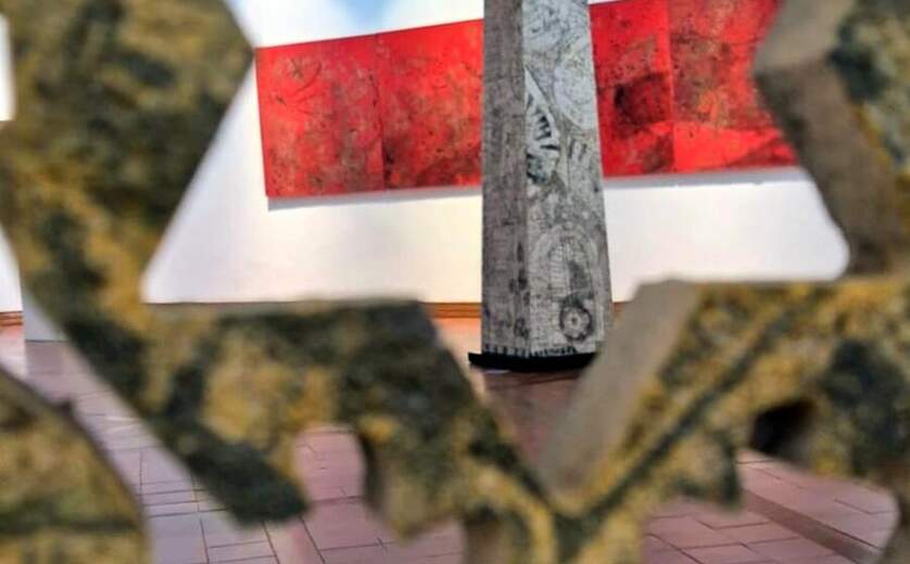 תערוכה - עבר הווה חיים